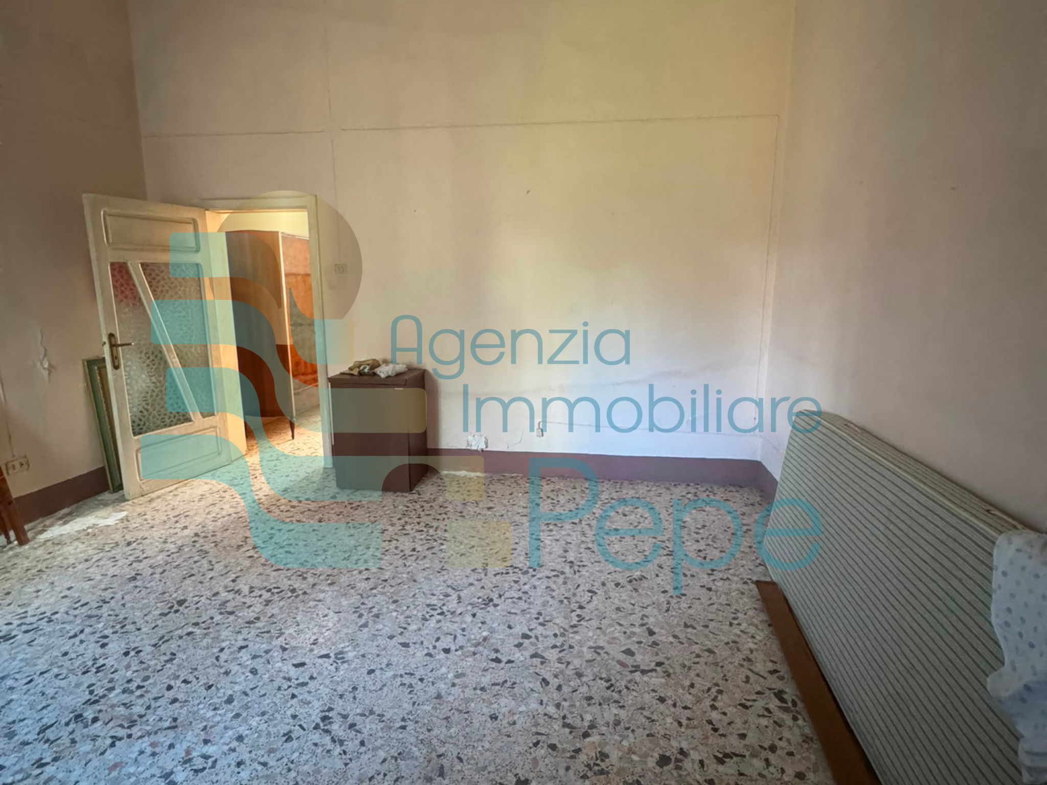 Appartamento indipendente al piano terra con giardino