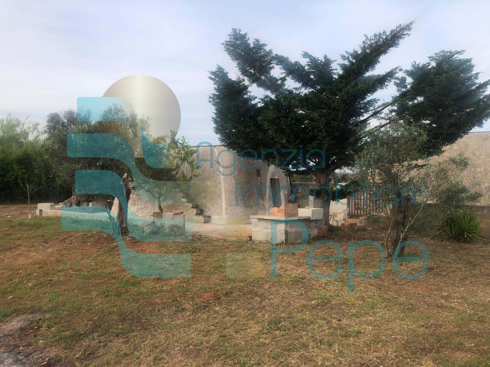 Terreno con Pajara costruzione salentina