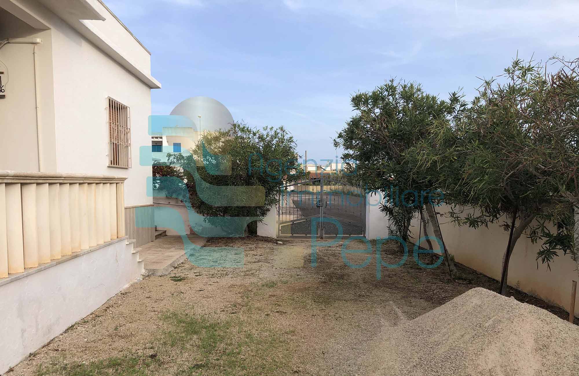 Casa al mare piano terra con giardino