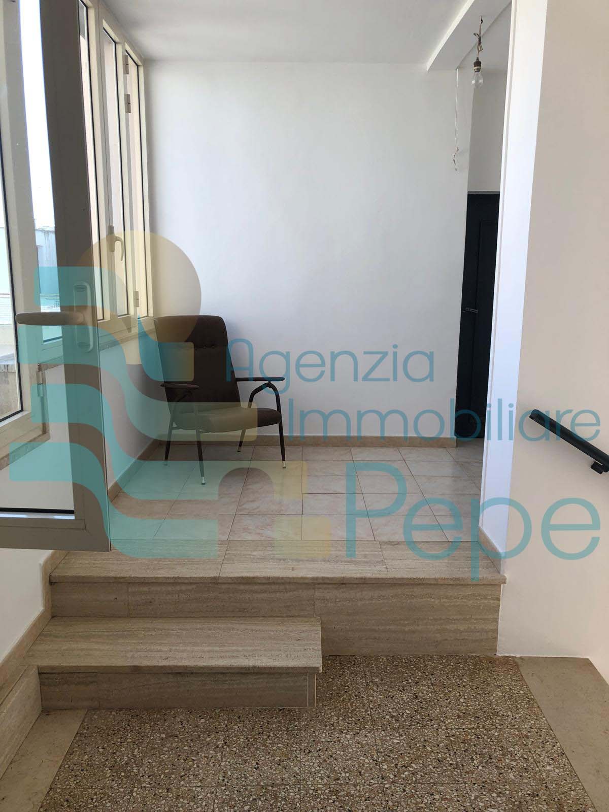 Appartamento Primo Piano e Garage